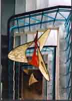 Blick durchs Treppenhaus, Objekt "Zirkulation", 1999